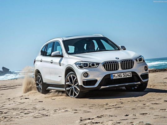 bmw-x1_2016_front-angle