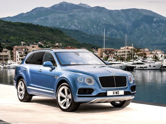 Bentley-Bentayga_Diesel-2017-1024-02