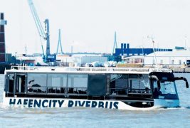 Hafencity-Riverbus-03