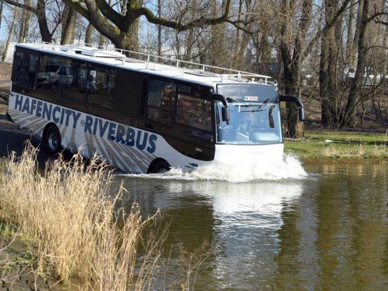 Hafencity-Riverbus-04