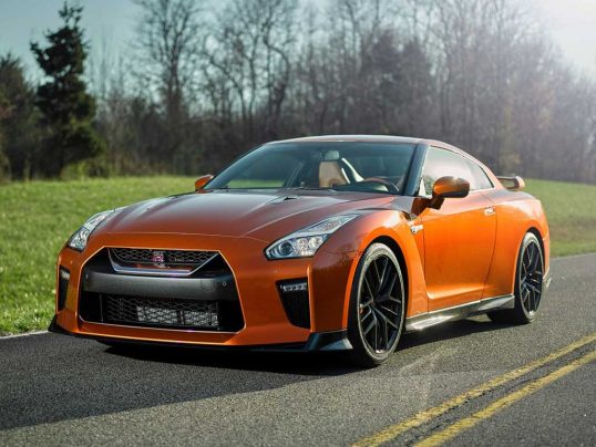 Nissan-GT-R-2017