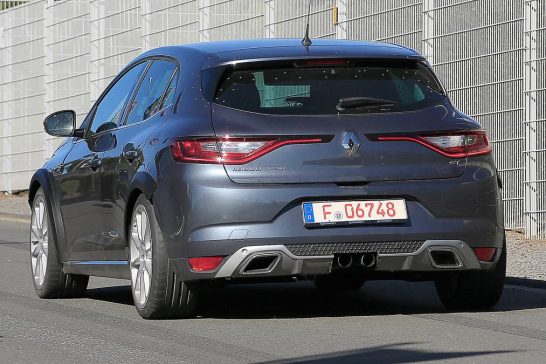 Renault Megane RS development mule spied