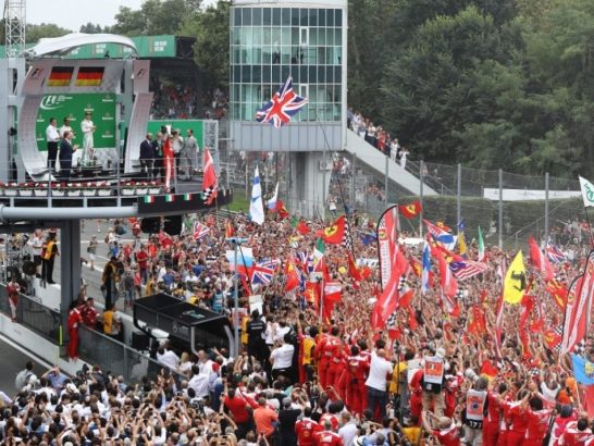 Sebastian_Vettel_on_Monza_podium