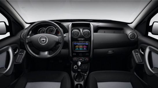 dacia-duster-black-touch3