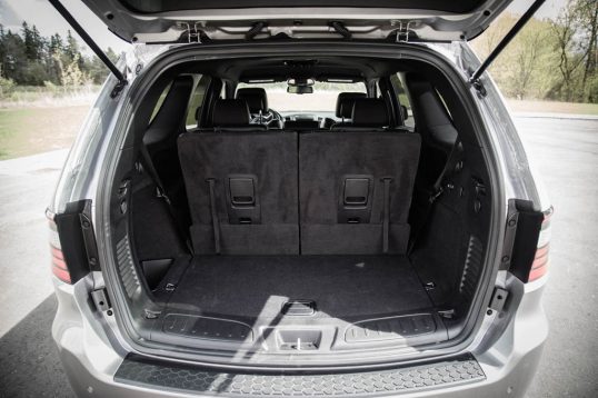 durango-sxt-trunk