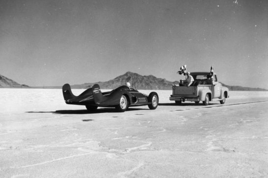 renault-celebrates-bonneville-history-and-sets-new-record-6