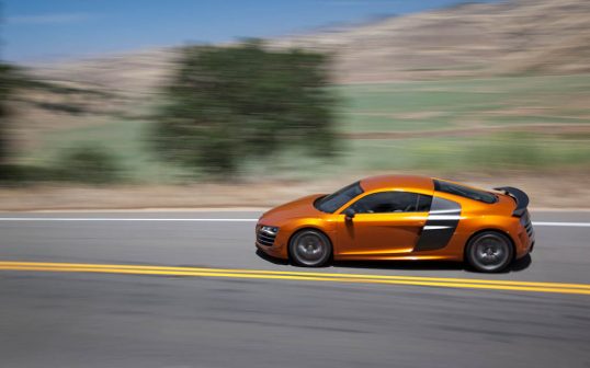 09-2012-audi-r8-gt