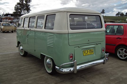 1964_volkswagen_t1_transporter_kombi_bus