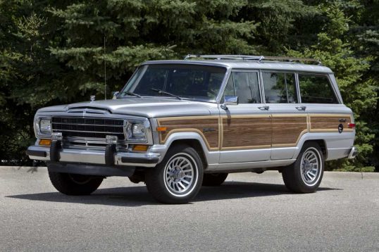 1989-jeep-grand-wagoneer-2