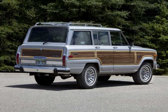 1989-jeep-grand-wagoneer-3