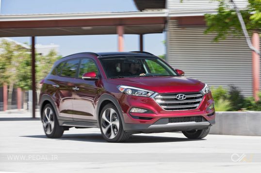 2016-hyundai-tucson-limited-16t-awd-front-three-quarter-turn