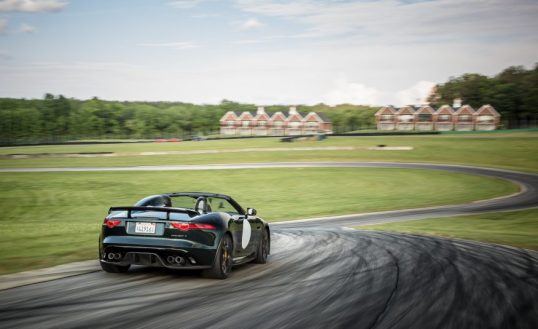 2016-jaguar-f-type-project-7-208-876x535