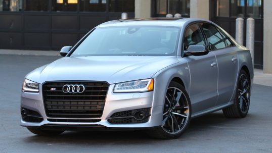 2016-audi-s8-plus-review3