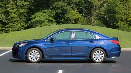 2016-subaru-legacy-25i-premium-review3