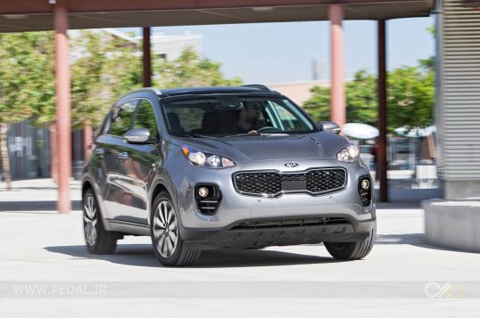 2017-kia-sportage-ex-awd-front-three-quarter-turn