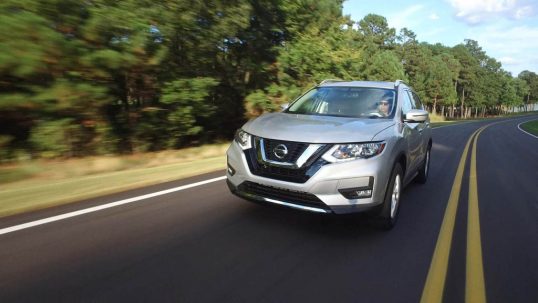 2017-nissan-rogue-front-three-quarter-in-motion-1