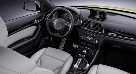 Audi Q3 2017 Interior