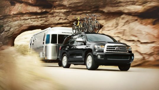 2017-toyota-sequoia-9