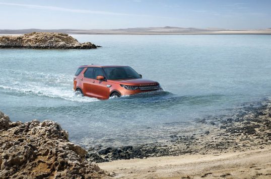 2018-land-rover-discovery-64