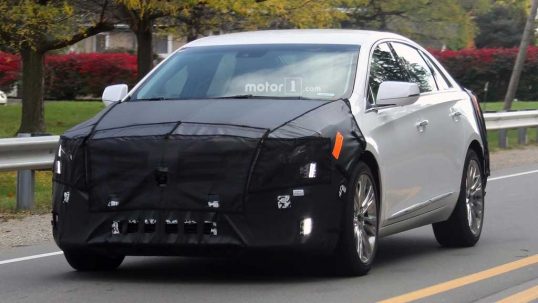 2018-cadillac-xts-spy-shots