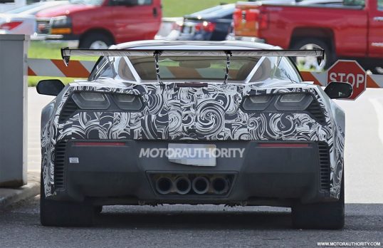 2018-chevrolet-corvette-zr1-spy-shots-s-baldauf-sb-medien_100562456_l