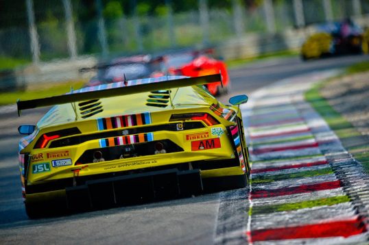 22lamborghini-super-trofeo