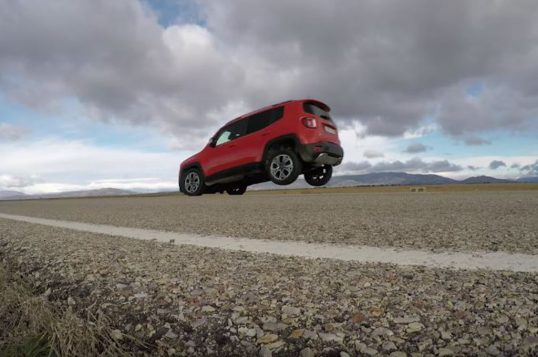 jeep-renegade-stoppie-screenshot