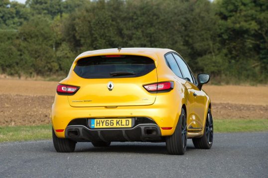 Renault Clio Renaultsport 220 trophy 2016