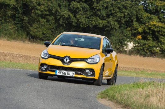 Renault Clio Renaultsport 220 trophy 2016