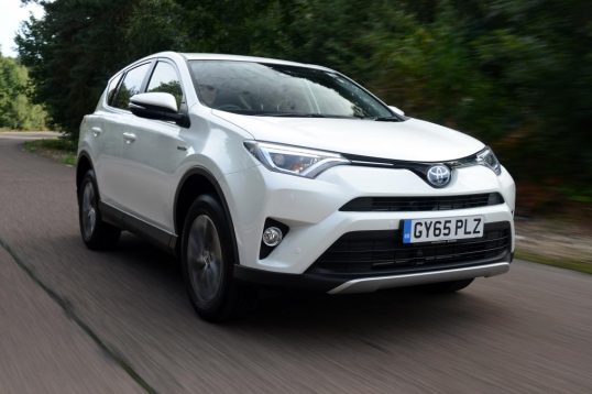 toyota-rav4-hybrid-2wd-2016-01