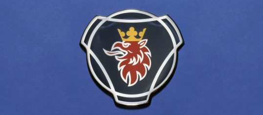 1984-the-griffin-reappears-in-scanias-logo