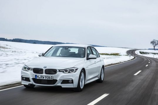 2016-bmw-330e-iperformance-4