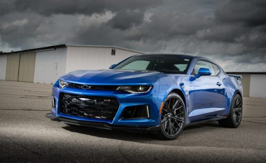 2017-chevrolet-camaro-zl1-110-876x535