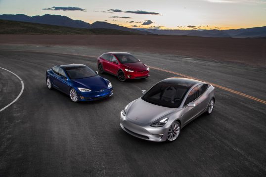 2017-tesla-model-3-2016-tesla-model-x-tesla-model-s-front-three-quarter