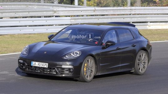 Porsche Panamera Sport Turismo Spy Shot