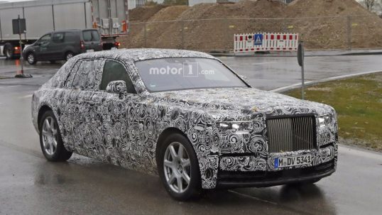 2018-rolls-royce-phantom-spy-photo2