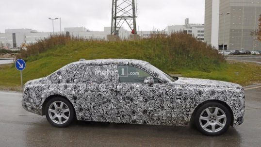 2018-rolls-royce-phantom-spy-photo3