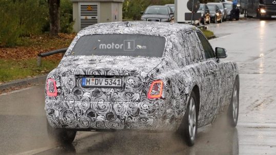 2018-rolls-royce-phantom-spy-photo5