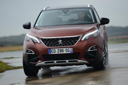 Peugeot 3008 2016