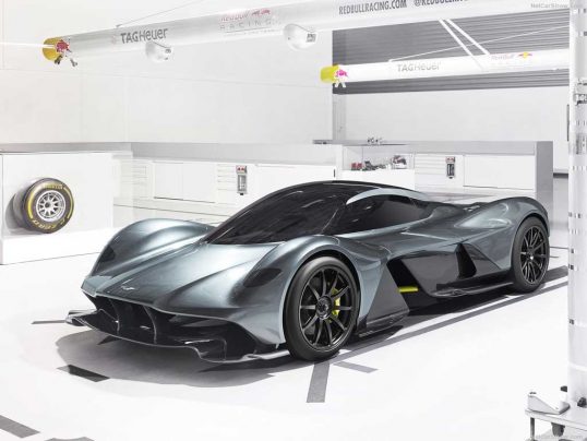 aston-martin-am-rb001-2018