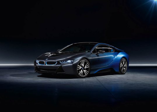 bmw-i3-and-the-bmw-i8-garage-italia-crossfade-17