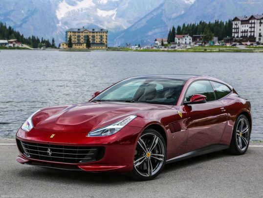 ferrari-gtc4-lusso-2017-02