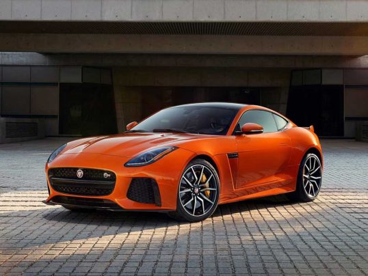 jaguar-f-type-2017-coupe-sv