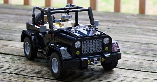 lego-jeep-wrangler
