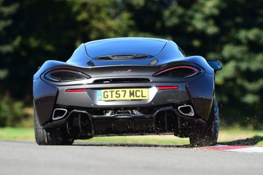 McLaren 570GT 2016