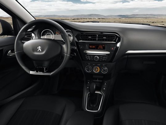 peugeot-301-interior