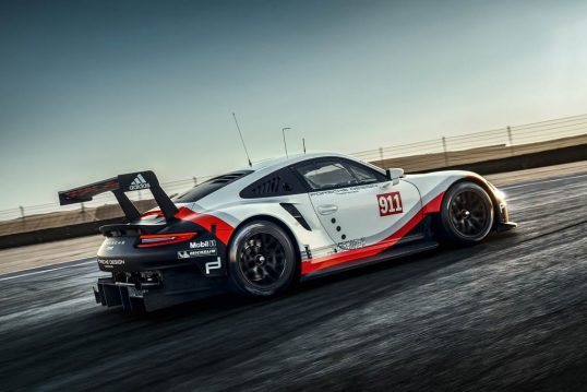 porsche-911-rsr-9