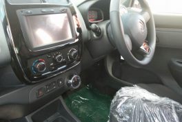 renault-kwid-amt-automatic