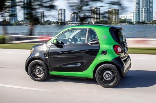 smart-fortwo-ev-2016-05