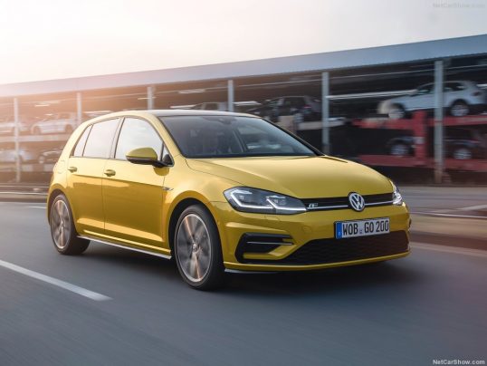 volkswagen-golf-2017-1024-09